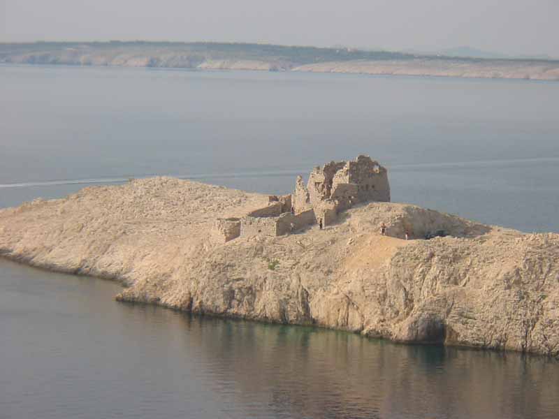 Kreuzritterruine im Süden der Insel
