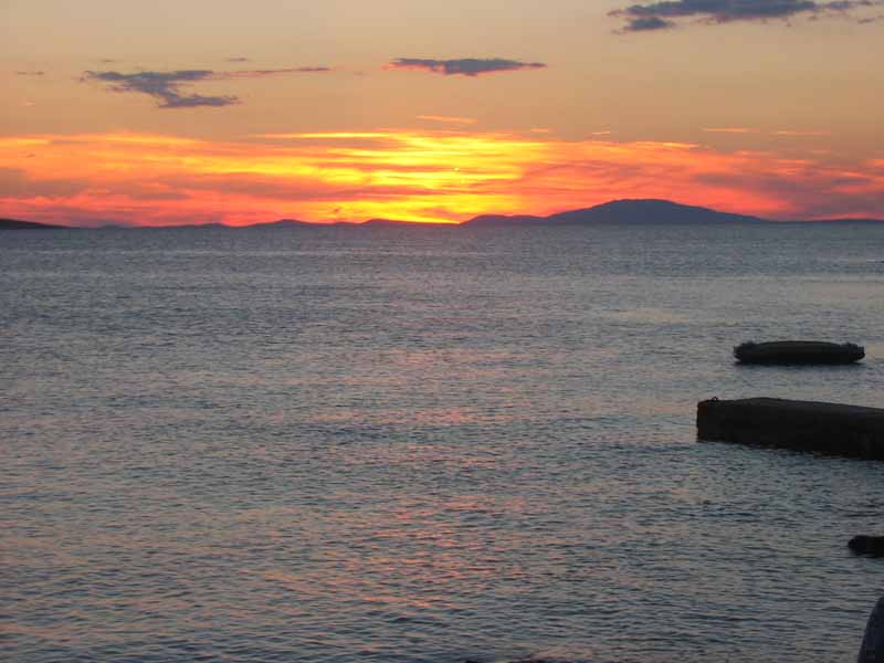 Abenddämmerung über der Insel Losinj