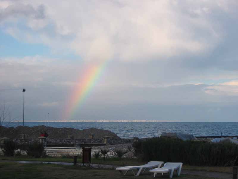 Regenbogen über Antalya