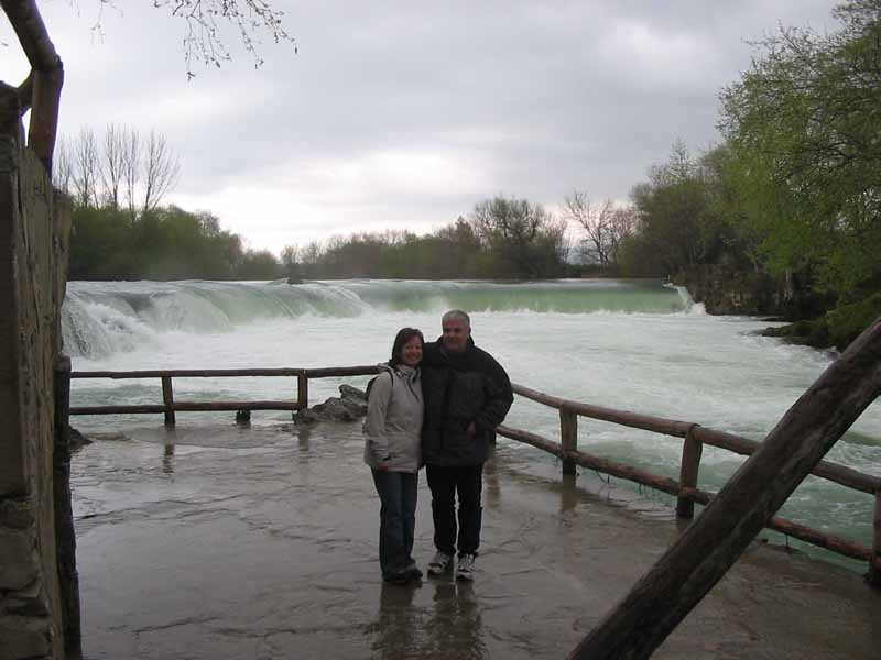 Vor dem Wasserfall in Manavgat
