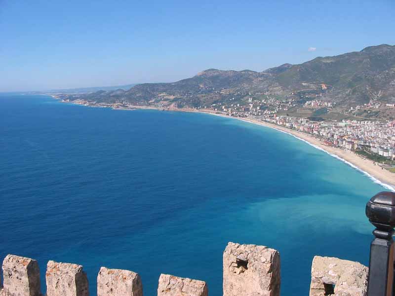 Die Küste Richtung Antalya - vom Burgberg in Alanya