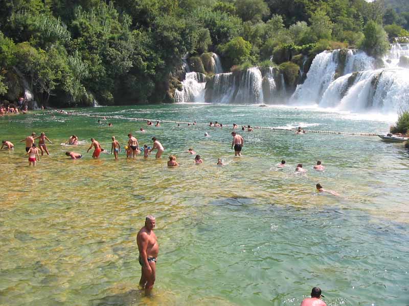 Im berühmtesten Freibad Dalmatiens muss man gebadet haben