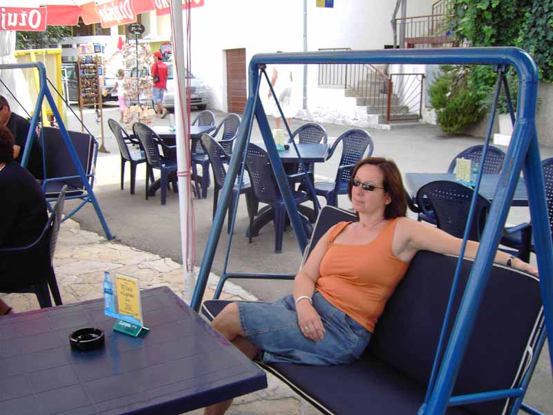 Im Cafe lässt
