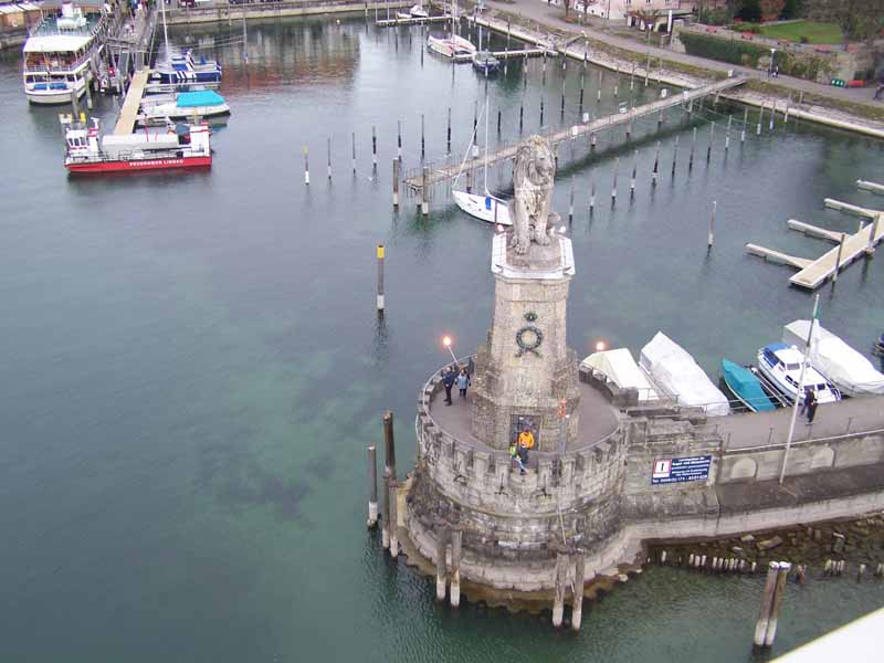 Der bayrische Löwe bewacht den Lindauer Hafen