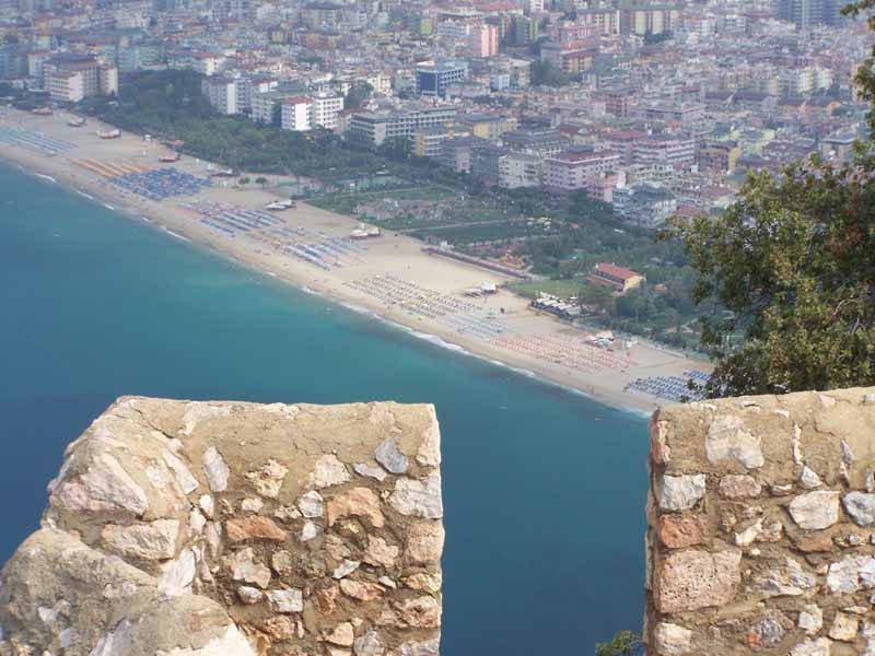Strandleben in Alanya - von der Burg gesehen