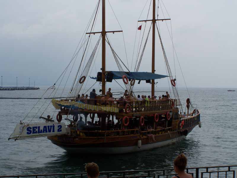 Ausflugsboot