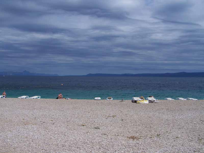 am Strand von Bol (Zlatni Rat - Goldenes Horn)