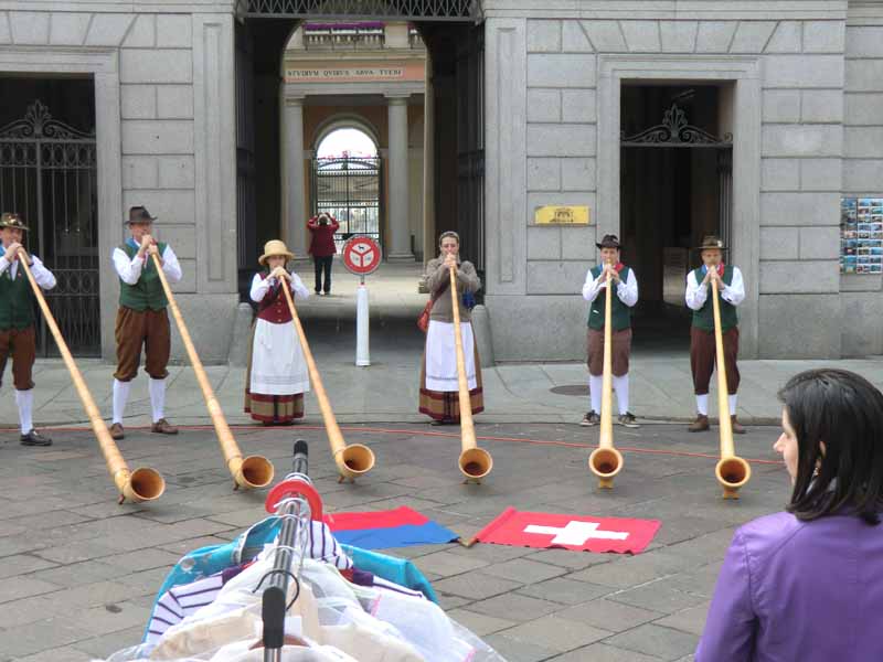für die Touristen wird etwas geboten