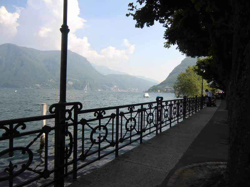 am Ufer des Luganer Sees