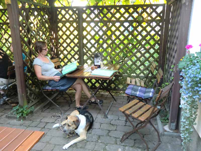 lauschige Laube mit hervorragender Bewirtung