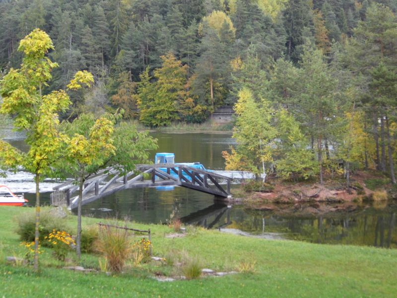Am Wolfsgrubener See