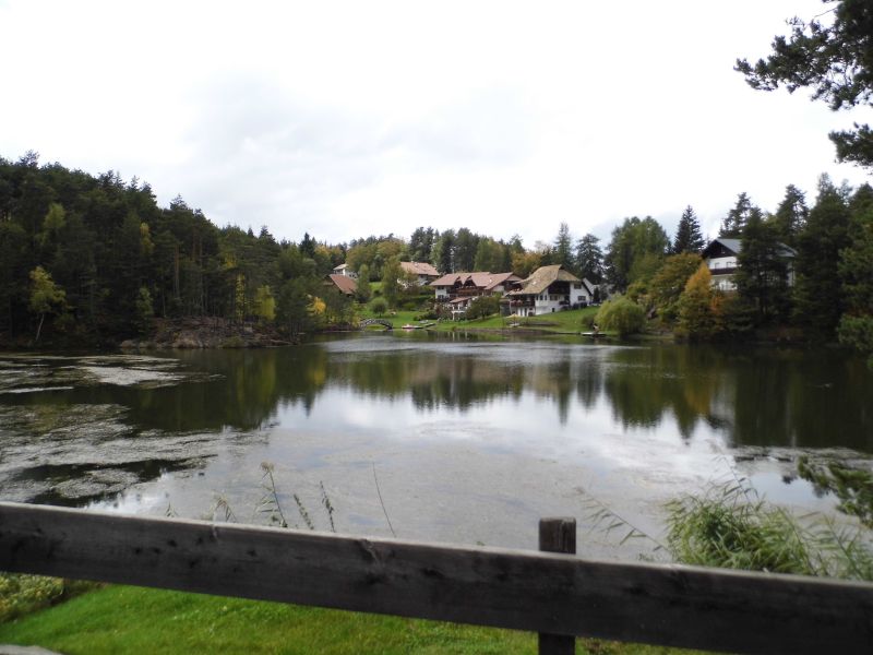 Am Wolfsgrubener See