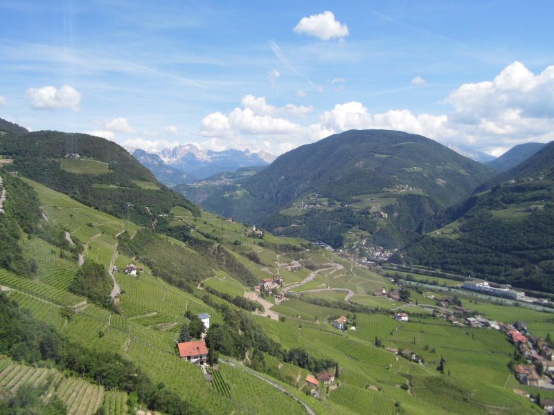 Ausblick aus der Seilbahn Bozen-Oberbozen