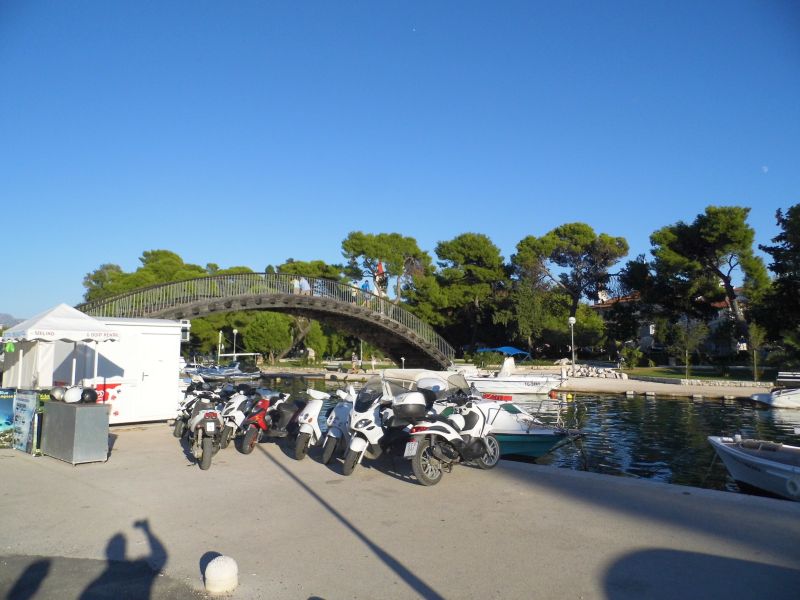 Steg hinüber zur Altstadt von Trogir