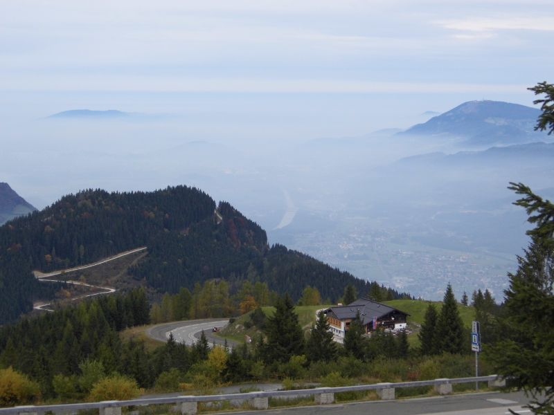 Salzburg liegt im Dunst