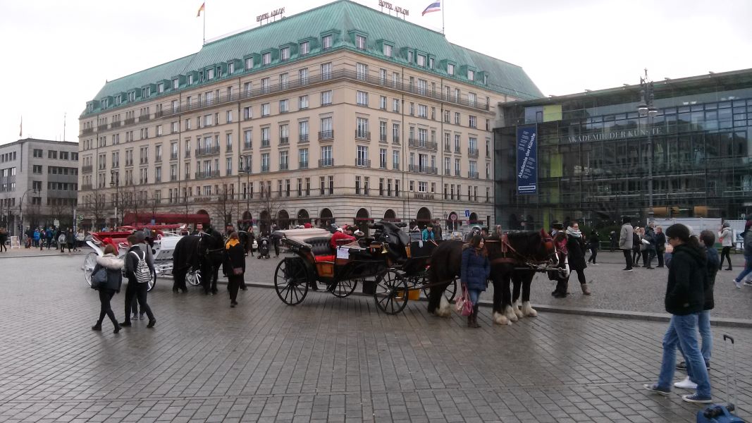 Pariser Platz mit dem "Adlon"