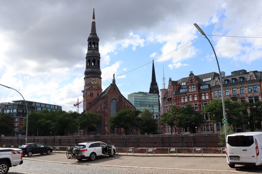 Sightseeing in Hamburg