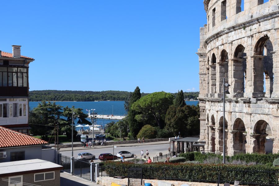 Pula